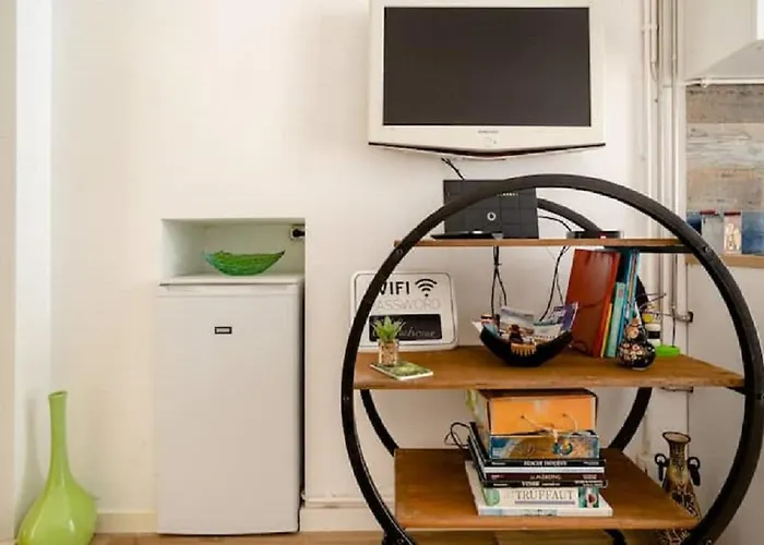 Laura\'S Home